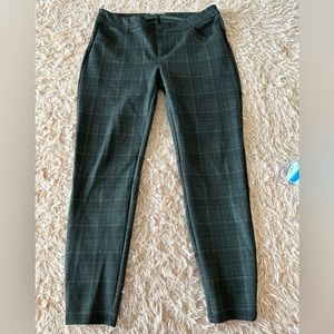 Maurice’s L plaid slacks